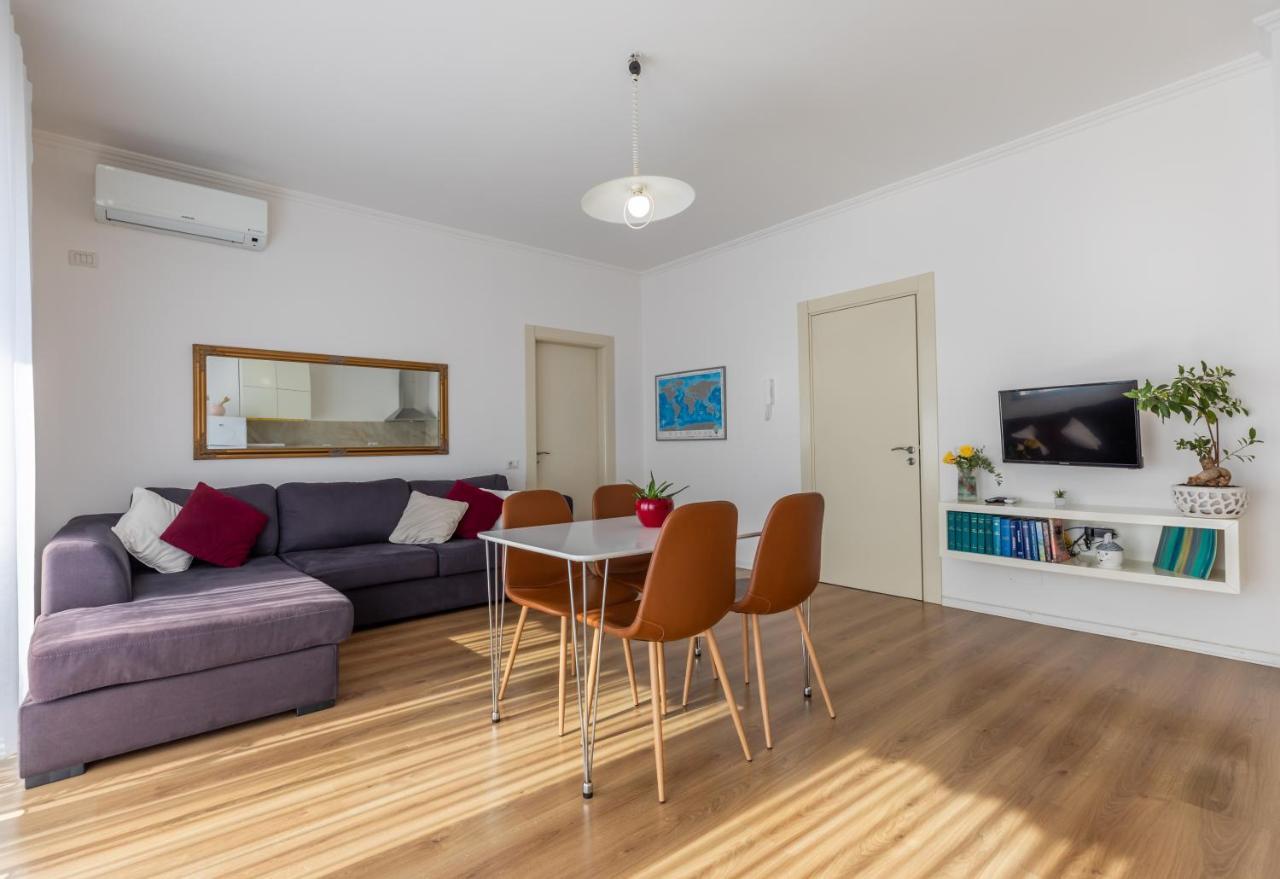 New Apartament Daire Tiran Dış mekan fotoğraf