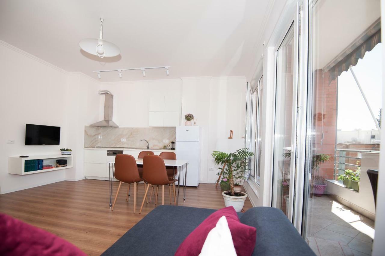 New Apartament Daire Tiran Dış mekan fotoğraf